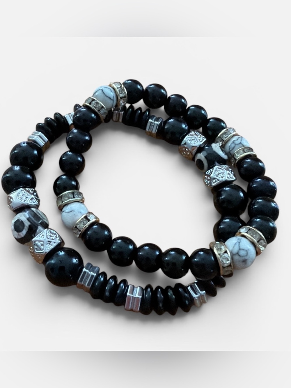 BLACK & WHITE MULTI-STYLE BEAD BRACELET SET